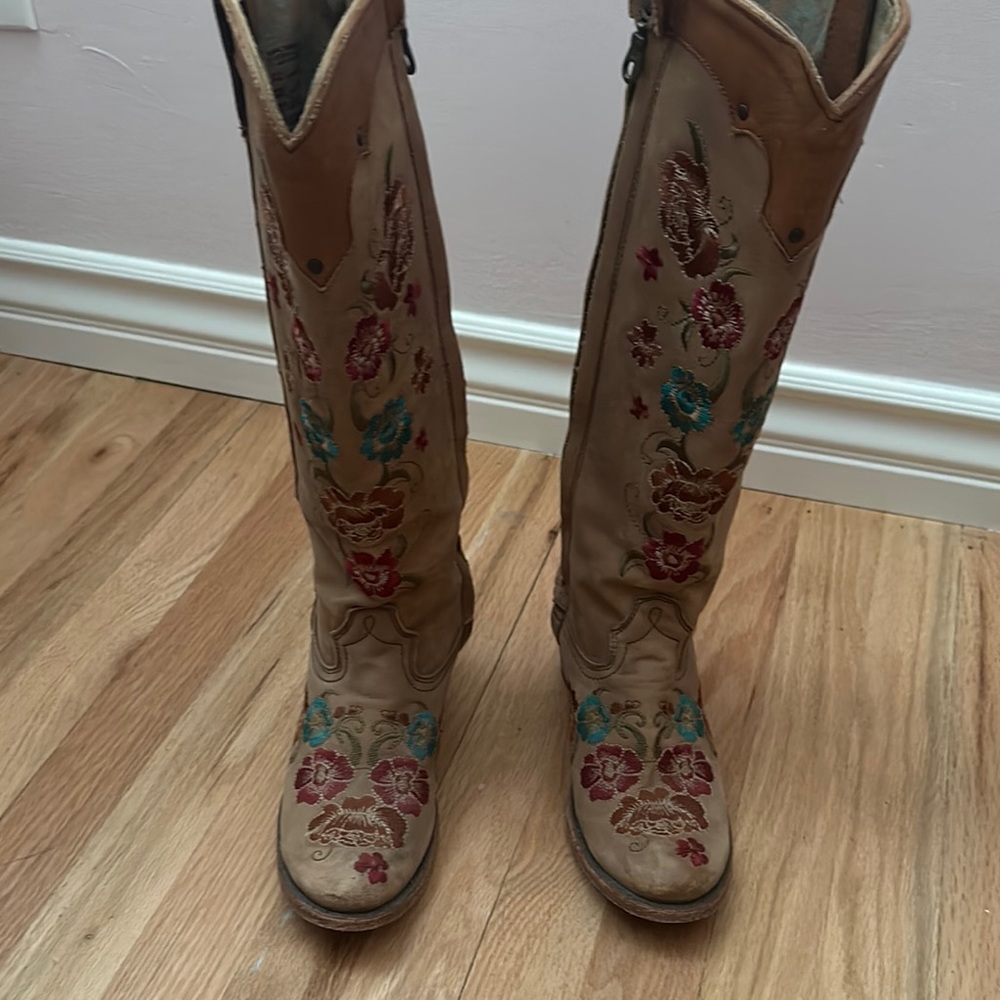Tan and Red Floral Heeled Boots
